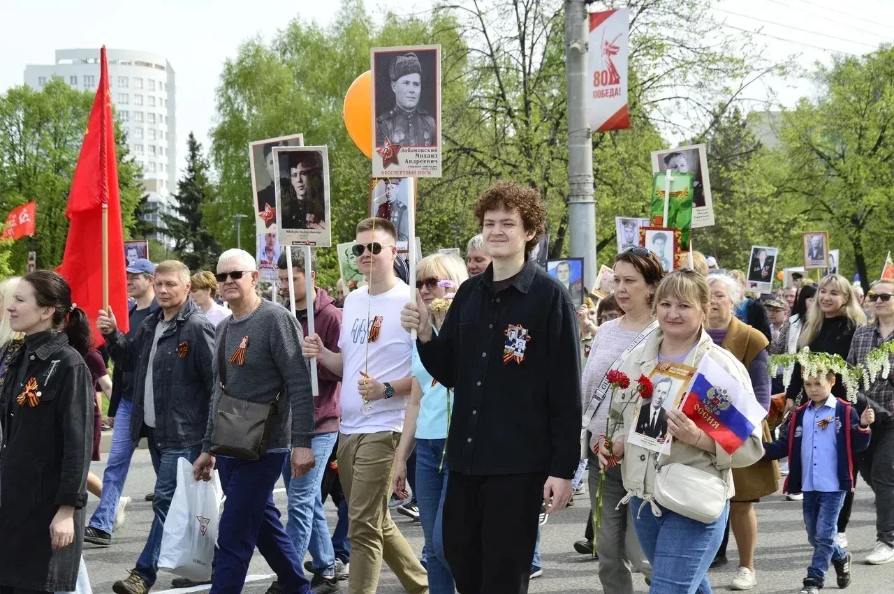 Бессмертный Полк5.jpg Бессмертный Полк5.jpg
