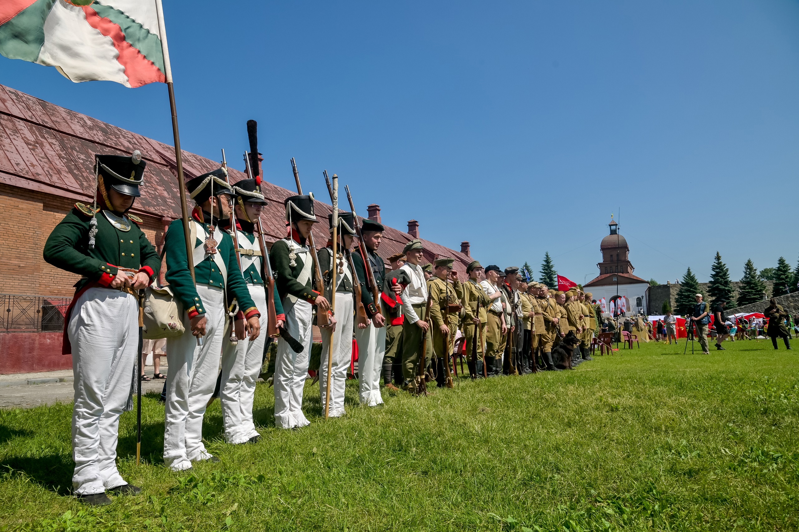 QBt64zhNNs8.jpg