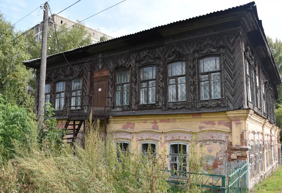 Дом купца Фонарева.jpg
