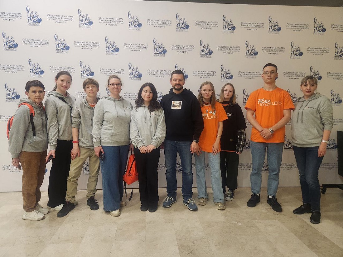 Участники программы ЕВРАЗ Люди будущего с Андреем Клименко.jpg