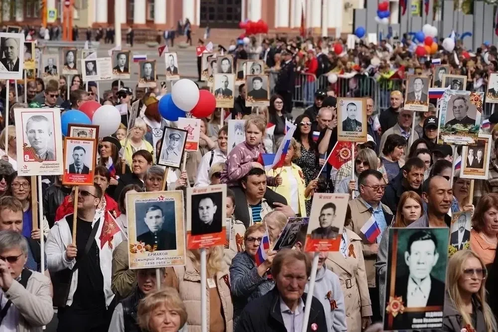 Бессмертный Полк3.jpg Бессмертный Полк3.jpg